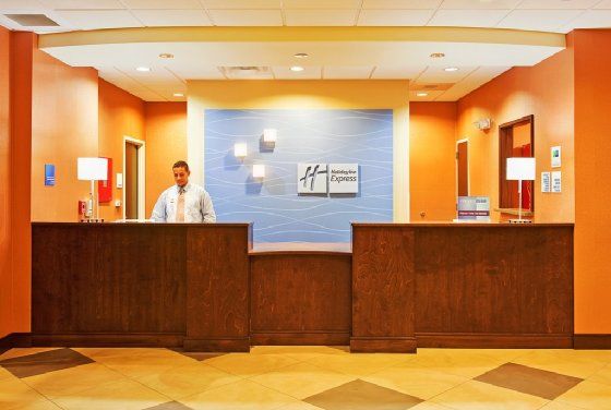 Express Atlanta West - Theme Park Area By Ihg Hotel 3*