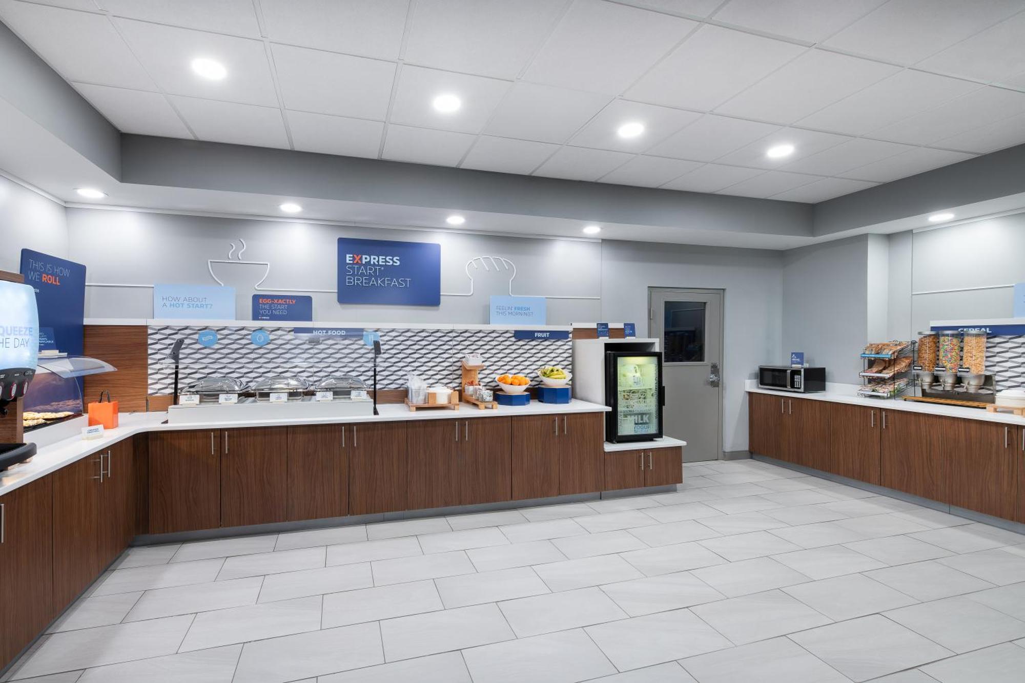 Hotel Holiday Express Atlanta West - Theme Park Area By Ihg